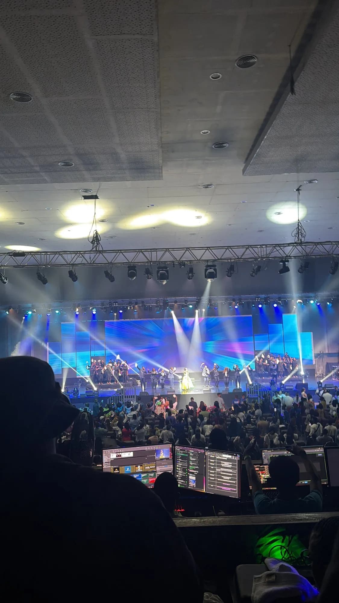 Choir and LED