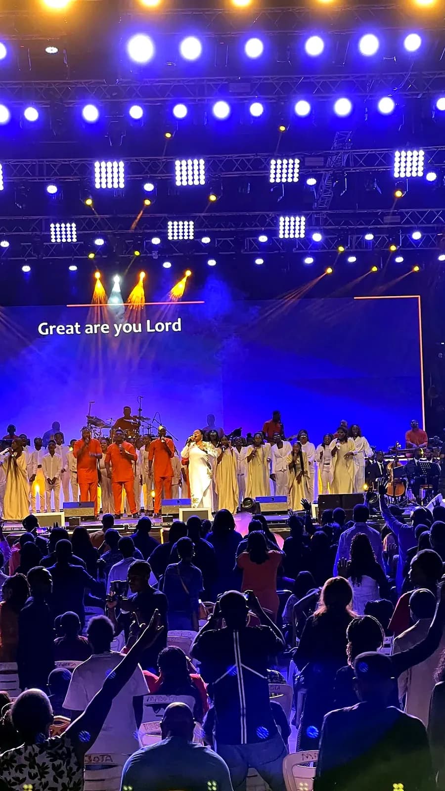 Sinach en concierto, Abuya